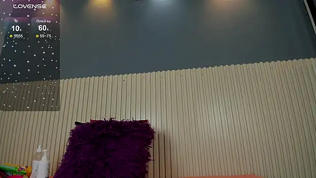 Aida-nicolle online show from 18, 2, 2025