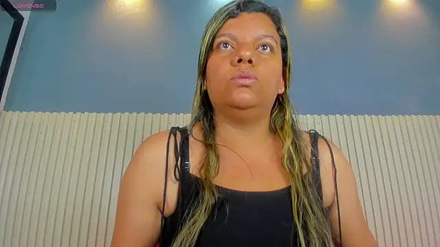 Aida-nicolle online show from 14, 3, 2025