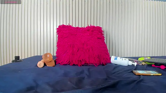 Aida-nicolle online show from 15, 3, 2025