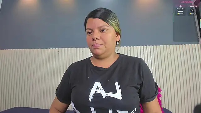 Aida-nicolle online show from 16, 10, 2025