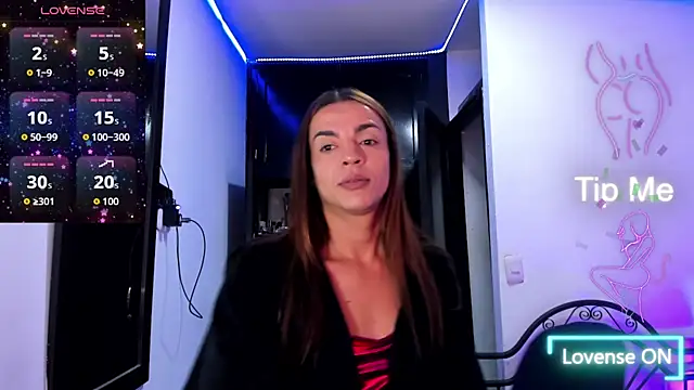Snapshot of Dollcatalina chatting on 18, 10, 2025 Dollcatalina online show from 18, 10, 2025