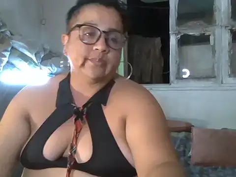 erinadarling79 online show from 15, 2, 2025