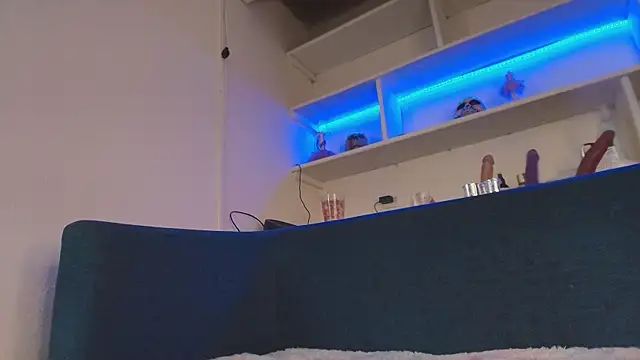 charlotte bluee online show from 19, 10, 2025