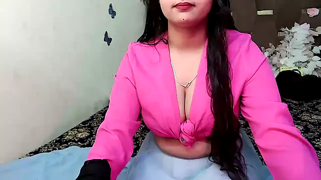 Snapshot of megancatluna chatting on 31, 10, 2025 megancatluna online show from 31, 10, 2025