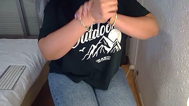 Halima misshotpussy13 online show from 3, 3, 2026