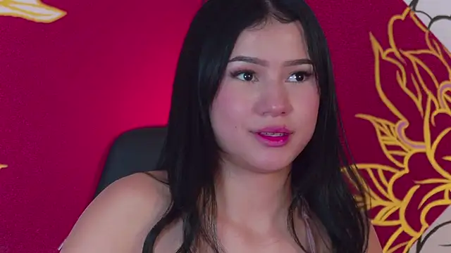 Arii moon online show from 13, 2, 2025