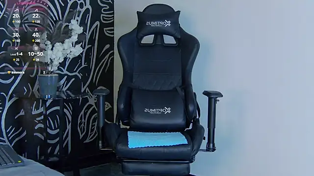 Arii moon online show from 27, 2, 2025