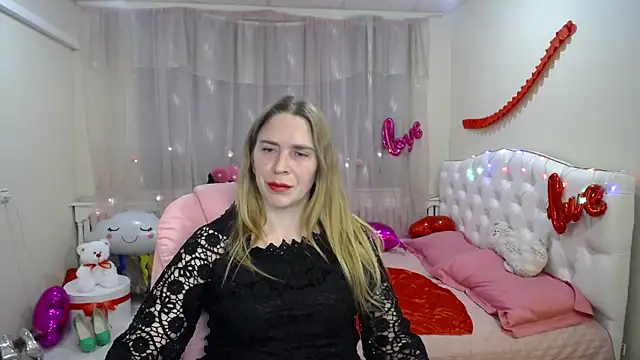 Snapshot of TessaDaybreak chatting on 5, 3, 2025 TessaDaybreak online show from 5, 3, 2025