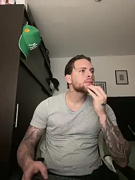 Snapshot of arnold_bekam chatting on 25, 2, 2025 arnold bekam online show from 25, 2, 2025