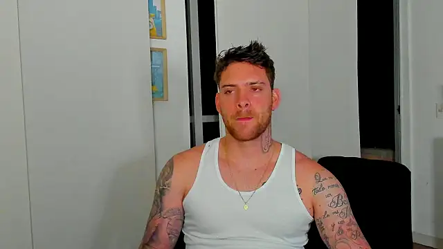 Snapshot of arnold_bekam chatting on 4, 10, 2025 arnold bekam online show from 4, 10, 2025