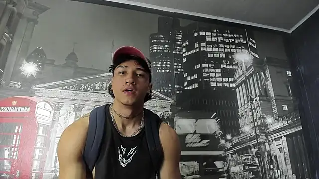 Snapshot of KaryBig3 chatting on 1, 3, 2025 KaryBig3 online show from 1, 3, 2025