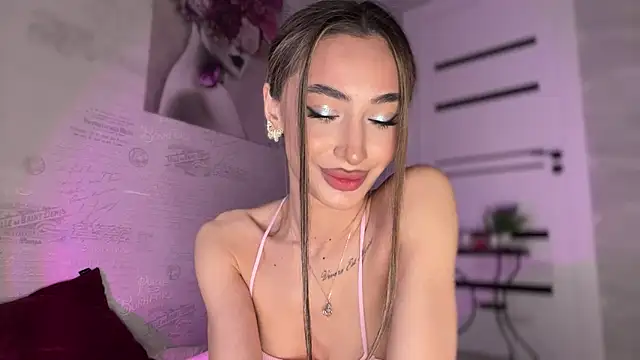 Snapshot of alissadreams chatting on 25, 4, 2026 alissadreams online show from 25, 4, 2026