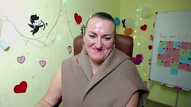 DianaMGG online show from 27, 2, 2025