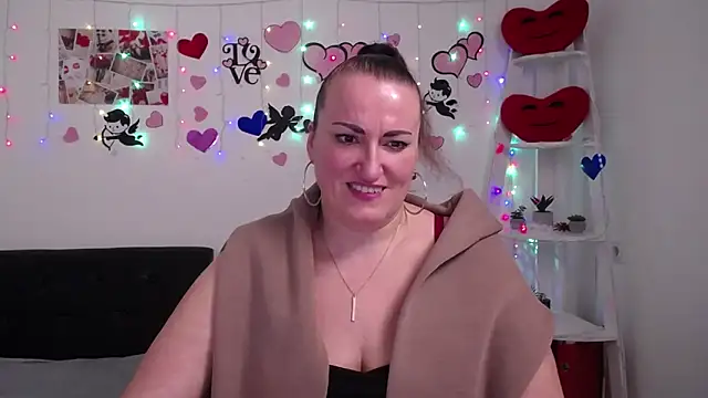 DianaMGG online show from 2, 3, 2025