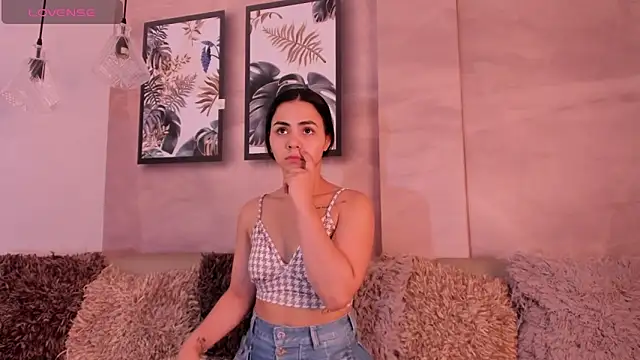 Natty roberts  online show from 23, 2, 2025