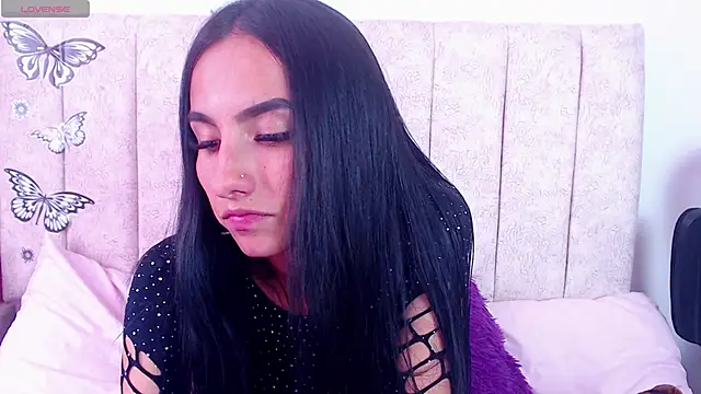 Skinny doll   online show from 4, 3, 2025