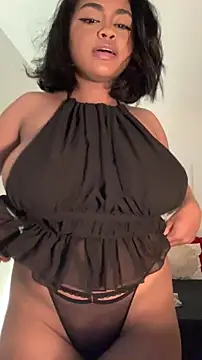 Snapshot of Dahiana_Giil chatting on 9, 10, 2025 Dahiana Giil online show from 9, 10, 2025