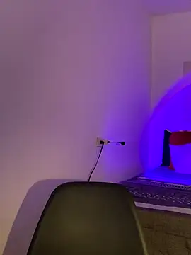 Snapshot of Dahiana_Giil chatting on 29, 10, 2025 Dahiana Giil online show from 29, 10, 2025