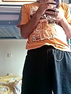 Snapshot of Morbosos8595 chatting on 9, 9, 2025 Morbosos8595 online show from 9, 9, 2025