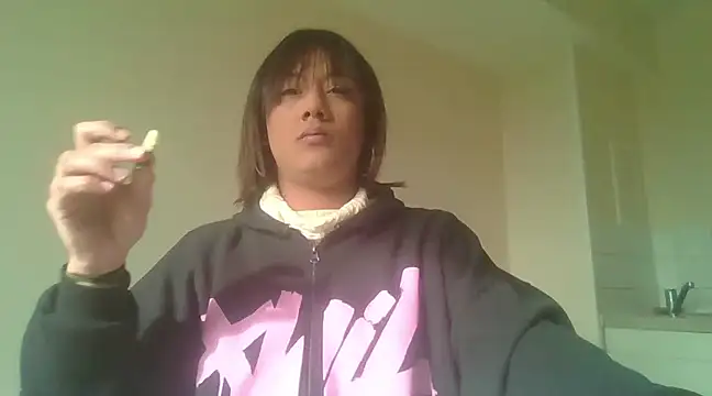 Queenblackx1 online show from 14, 2, 2025