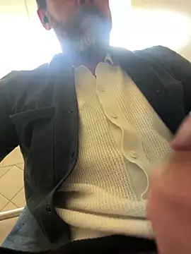 plaintreebull online show from 1, 4, 2026