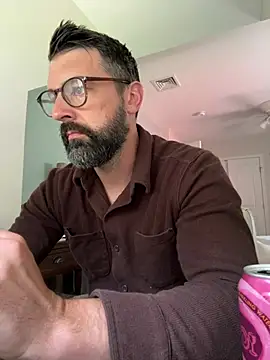 plaintreebull online show from 11, 6, 2026