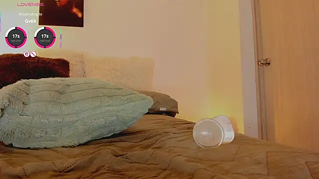 Skay Hot online show from 22, 3, 2026