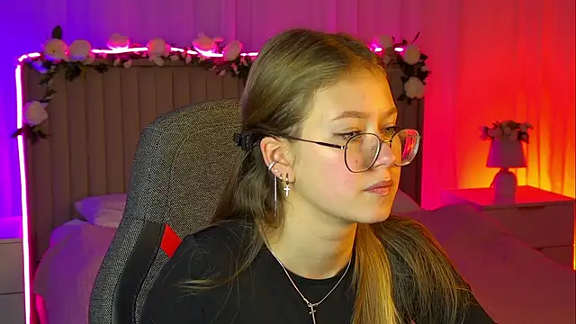 EveMundie online show from 31, 10, 2025