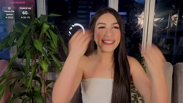 Snapshot of Ivanna_West chatting on 7, 10, 2025 Ivanna West online show from 7, 10, 2025