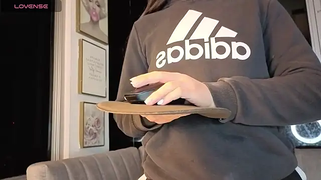 Snapshot of Ivanna_West chatting on 25, 2, 2026 Ivanna West online show from 25, 2, 2026