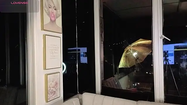 Snapshot of Ivanna_West chatting on 26, 2, 2026 Ivanna West online show from 26, 2, 2026