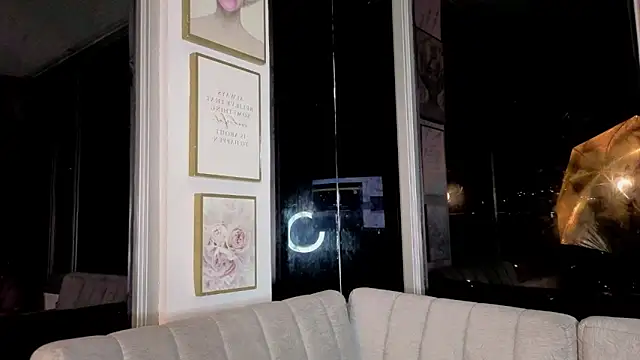 Ivanna West online show from 14, 4, 2026