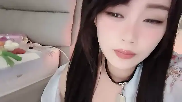 yueyue2003 online show from 14, 3, 2025