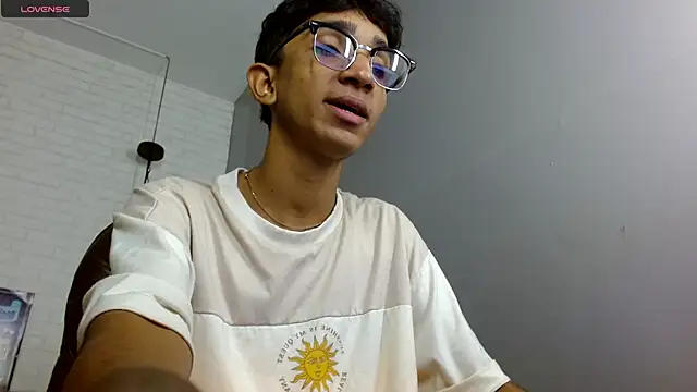 Snapshot of Martin_Linares chatting on 26, 2, 2025 Martin Linares online show from 26, 2, 2025