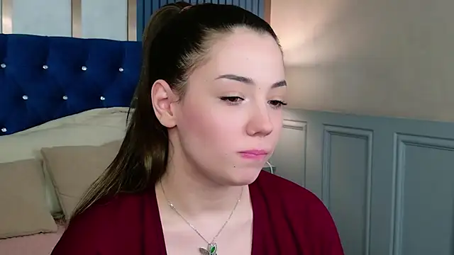 Alice Deleon online show from 19, 4, 2026