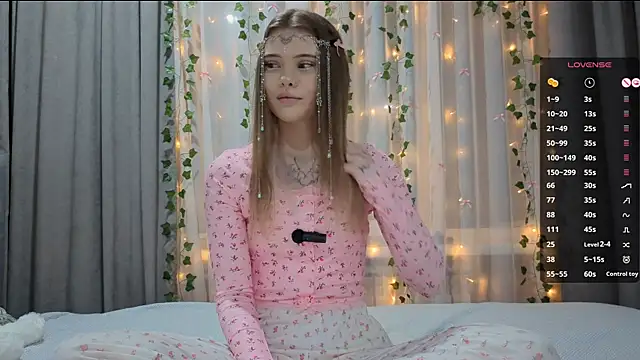 CarolinePepper online show from 11, 1, 2026