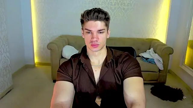 MaxKaiden online show from 31, 5, 2026