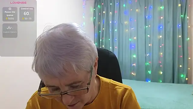 Sandra Snowflake online show from 13, 11, 2025