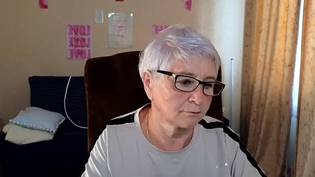 Sandra Snowflake online show from 23, 6, 2026