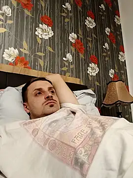 Eusuntnoulgigolo online show from 15, 12, 2025