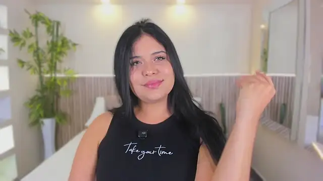 Snapshot of GeorginaReyes chatting on 27, 4, 2026 GeorginaReyes online show from 27, 4, 2026