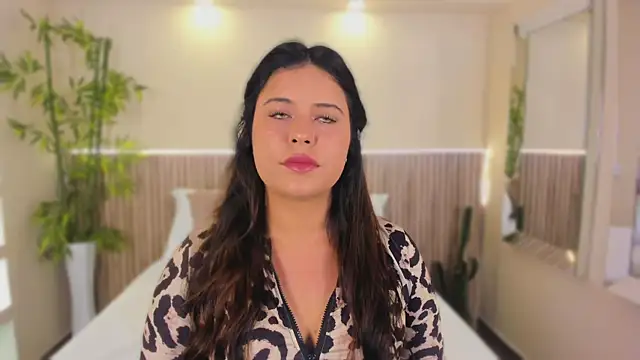 Snapshot of GeorginaReyes chatting on 8, 5, 2026 GeorginaReyes online show from 8, 5, 2026