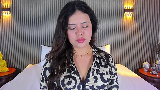 Snapshot of GeorginaReyes chatting on 8, 6, 2026 GeorginaReyes online show from 8, 6, 2026
