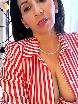 Mrsvictoriaaa online show from 28, 10, 2025