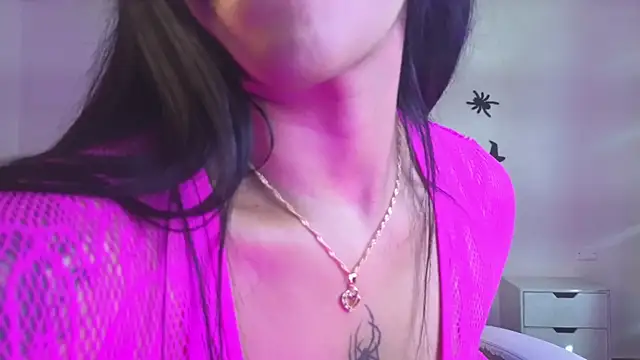 camille1310 online show from 6, 11, 2025