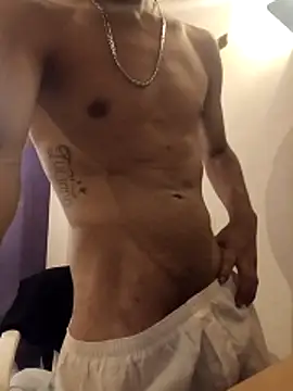 Snapshot of LeonRoots chatting on 14, 2, 2026 LeonRoots online show from 14, 2, 2026