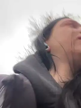 AlishaPrettyBlade online show from 18, 3, 2025