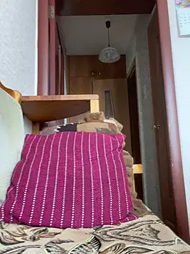 AlishaPrettyBlade online show from 20, 3, 2025