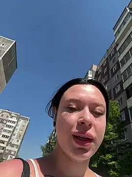 AlishaPrettyBlade online show from 5, 6, 2026