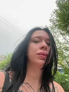 AlishaPrettyBlade online show from 14, 6, 2026